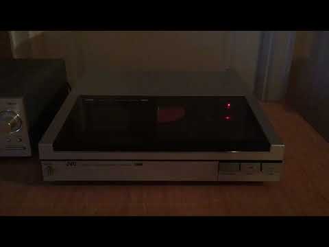 JVC LE 600 Fully Automatic Turntable Linear Tracking