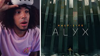 Portal Fan PLAYS Half Life: Alyx For The First Time In 2025!
