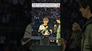 Download lagu Jungkook singing Taehyung's part of Jump and the smiles on both of their faces #taekook #vkook #bts mp3