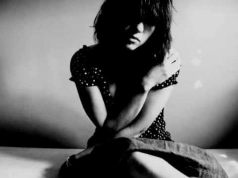 Canfeza ft. Radu - Esir Oluyorum.wmv