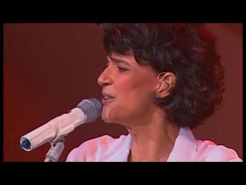 Simone & Zélia Duncan - "Ralador" (Ao Vivo) – Amigo É Casa