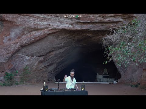 Innummanno @ Gruta do Itambé in Altinópolis, Brazil for NATUSPACE
