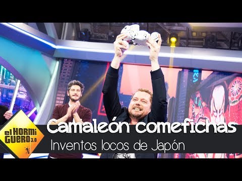 El Monaguillo sorprende en con el camaleón 'comefichas' - El Hormiguero 3.0