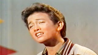 Download lagu Janter Simorangkir - Haruskah Aku Memilih mp3 Download lagu Janter Simorangkir - Haruskah Aku Memilih mp3