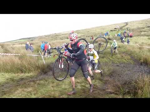The 3 Peaks Cyclo-Cross Race , Sept 2017. Y Dales. Spills 'n' Thrills at Cold Cotes Mud Traps. In HD