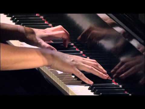 Let's Face the Music and Dance - (Live in Rio) HD - Diana Krall