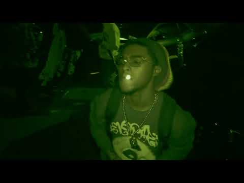 CRAY - 304MOVES [OFFICIAL MUSIC VIDEO] 