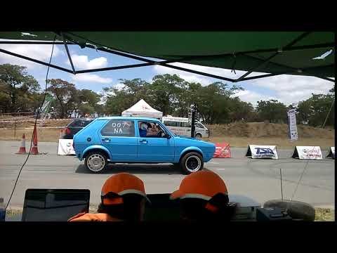 Drag race Onismo MK1 Golf vs Jin's 335i wagon