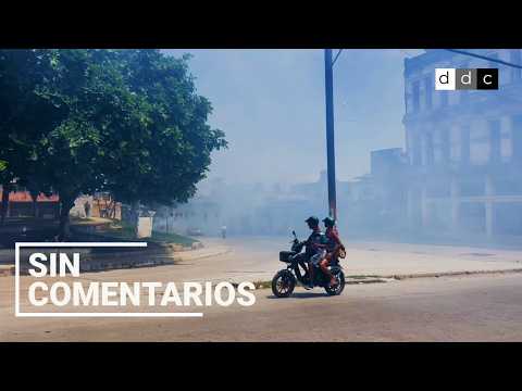 De día y de noche, La Habana respira el humo de su propia basura