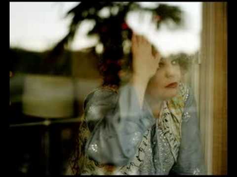 Telepopmusic feat. Angela McCluskey