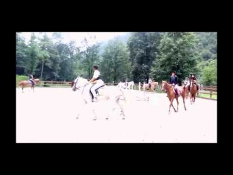 29.07.2014 - Agriturismo ferdy - Lei cosi di diverte anche se piove!