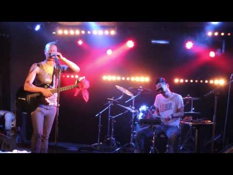 cOME iN2 tHE lIGHT - ShINRI & tHE SpEED Of lIGHT (Live @ Backstage)