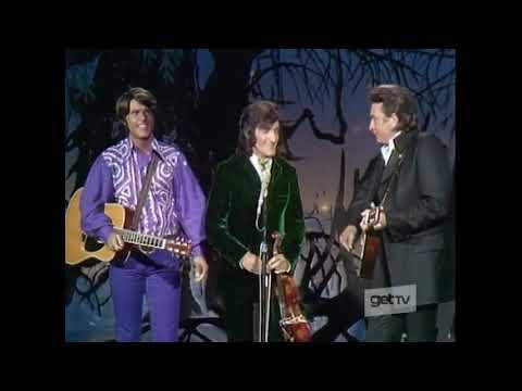 Johnny Cash, Rick Nelson and Doug Kershaw sing "Louisiana Man"