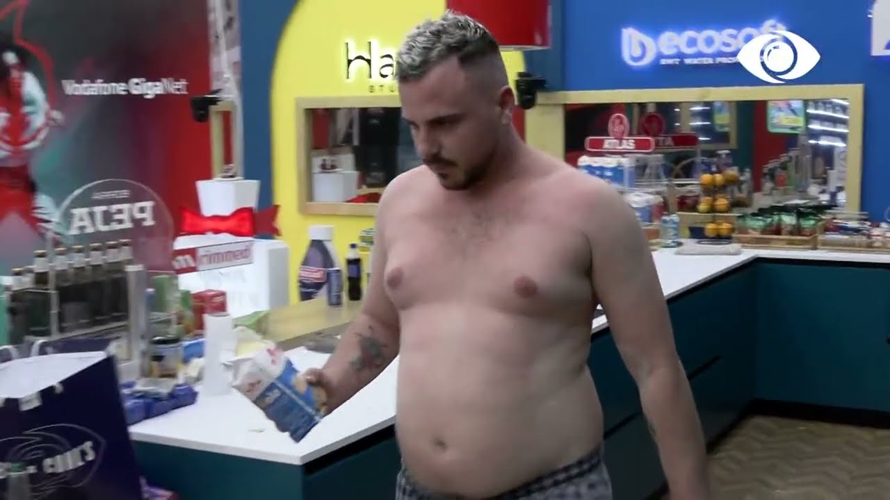 Ronaldo zbulon miellin në krevat, revoltohet dhe i hedh miell Nitës