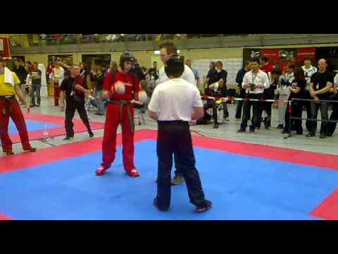 Florian E.K1© Kampfsportschule Berk 2010 .mp4