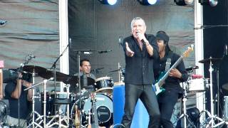 BERNARD LAVILLIERS : Traffic (live@Solidays, 26 juin 2011)
