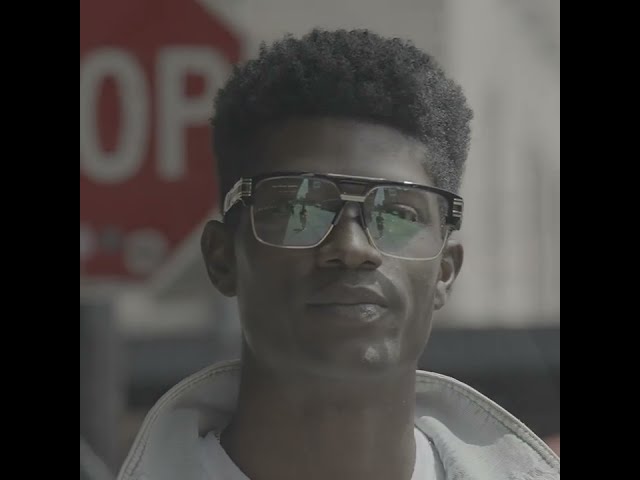 Vídeo relacionado con JIM HALO Gafas Filtro Luz Azul Grandes. Gafas Cómodas y Resistentes contra Pantallas y Monitores. Para Mujer y Hombre. [Transparente]