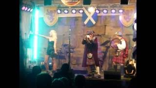 Basil und Tina Wolfrhine - Dark Island - Burgsponheim 16.7.16