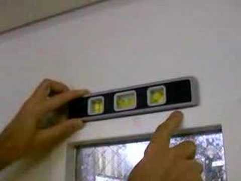 Klein Tools Torpedo Level with Heavy Duty Magnets - Cableorganizer.com