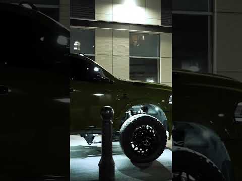 Этот RAM 2500 Rebel готов разорвать даже Raptor #автоизсша #americanauto