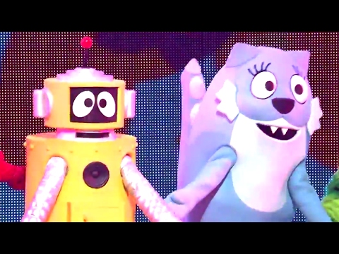 Yo Gabba Gabba! LIVE - There's A Party In My City! 📢 Songs Show Band Videos Toys Halloween DVD