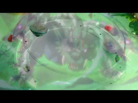 Beyblade Burst battle: Kaiser Kerbeus L.P. vs Beast Behemoth H.H. Kensuke vs Ben