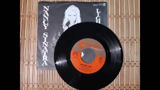 Nancy Sinatra, LIGHTNING&#39;S GIRL