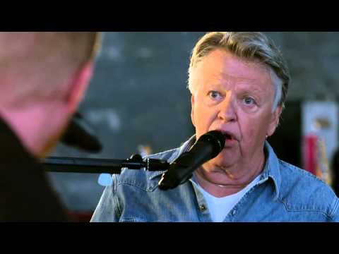 Sven Ingvars  Två mörka ögon