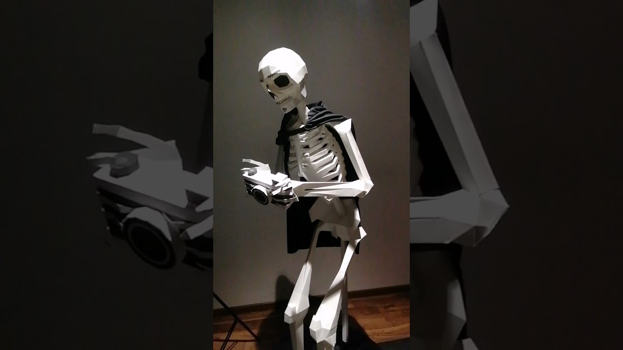 VOGUE. GALA DIA DE MUERTOS thumbnail