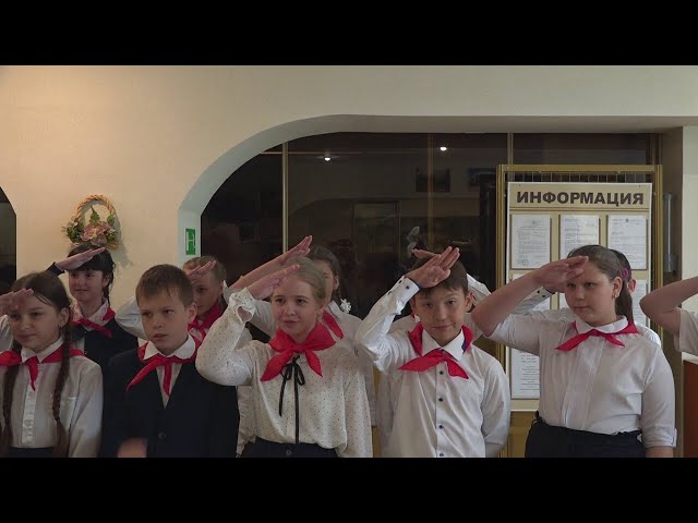 Гимназистов Нурлата приняли в пионерскую организацию