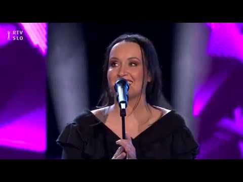 Tinkara Kovač - Bodi z mano do konca (zmagovalka MMS 2019)