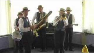 Muskrat Ramble - Dixieland Crackerjacks