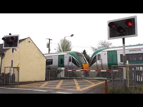 Irish Rail 22000 Class Intercity Train - Ballinacarrig Railway Crossing, Carlow