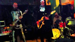 The Poison Sisters - Ship On Fire (live)