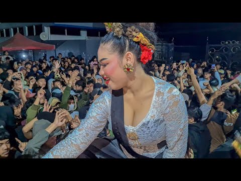 Joget Bajidoran!! SICANTIK BIKIN GAGAL FOKUS - Gurat Khayon Grup