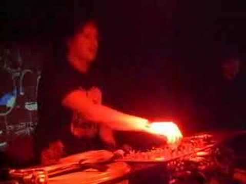 The Upbeats @ k4, Slovenia [26.april 08] part 1!