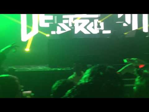 Destructo Live In DWP2016