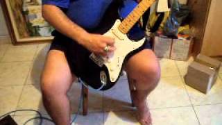 Video thumbnail for Guitarra Dolphin anos 80 modelo strato by Bitaca Do Ogro