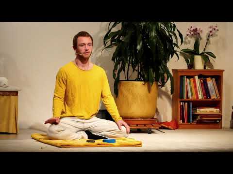 Fortgeschrittenes Pranayama mit Tilman - Yoga Vidya Ashram Live 06:00 Uhr 03.10.2021