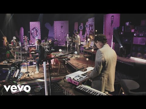 Video thumbnail for Mi Pequeño Corazón (MTV Unplugged)