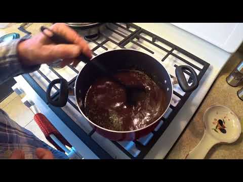 Red wine au jous for beef