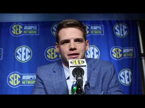 Jake Bentley on South Carolina's running backs