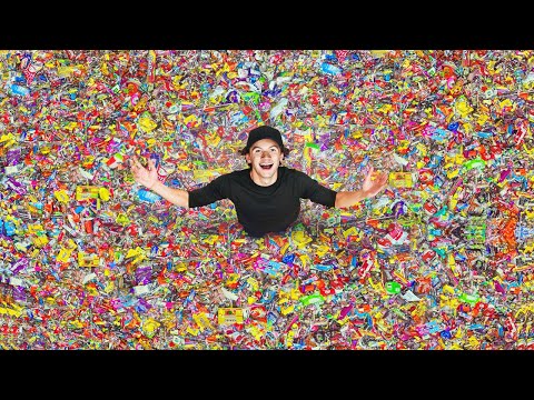 World's Largest Bowl Of Halloween Candy!