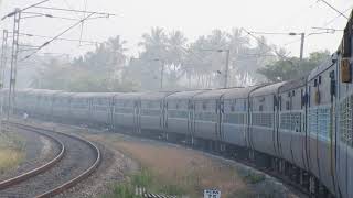preview picture of video 'Hampi accelerates from Maddur and Chamundi Express takes us by surprise !!'