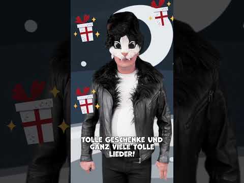 Advent, Advent, der Katzenbaum brennt (hoffentlich nicht!).  🐾 🎄