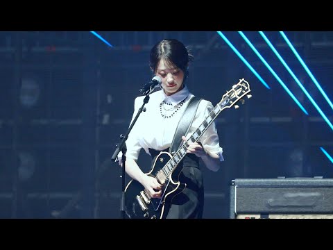 [4K]250621 QWER HINA 히나 @ 서울가요대상 - 눈물참기 + 고민중독 직캠