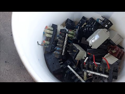 Scrapping a 3/4 Bucket Full of Connectors For Brass. What Did It Weigh?