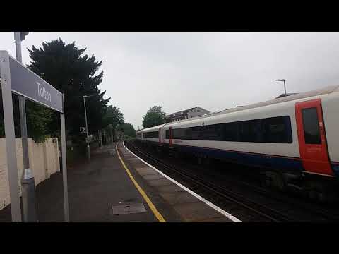 444017 + 444033 on 1W12 from Weymouth to London Waterloo Passing Totton 31/05/18