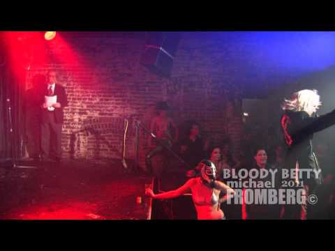 Bloody Betty Famous Wrestlers, The Million Dollar Man - Michael Fromberg