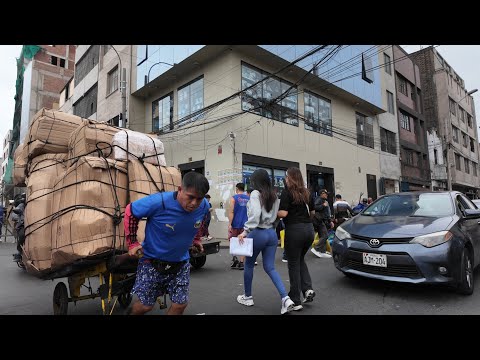 Recorrido por el Jr. Paruro y Cusco hasta la Av. Abancay en el Centro de Lima